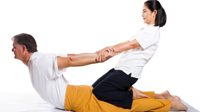 Massage-Yoga-la-gi