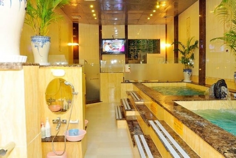 Golden Lotus Spa - massage quận 1