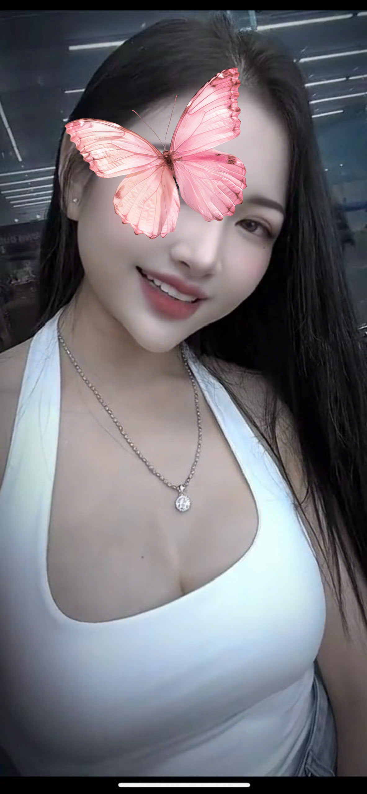 Với body nóng bỏng, kỹ năng điêu luyện và biết cách chiều chuộng, ktv mới massage Phú Quốc này khiến quý ông khó lòng quên được ngay từ lần đầu gặp gỡ.