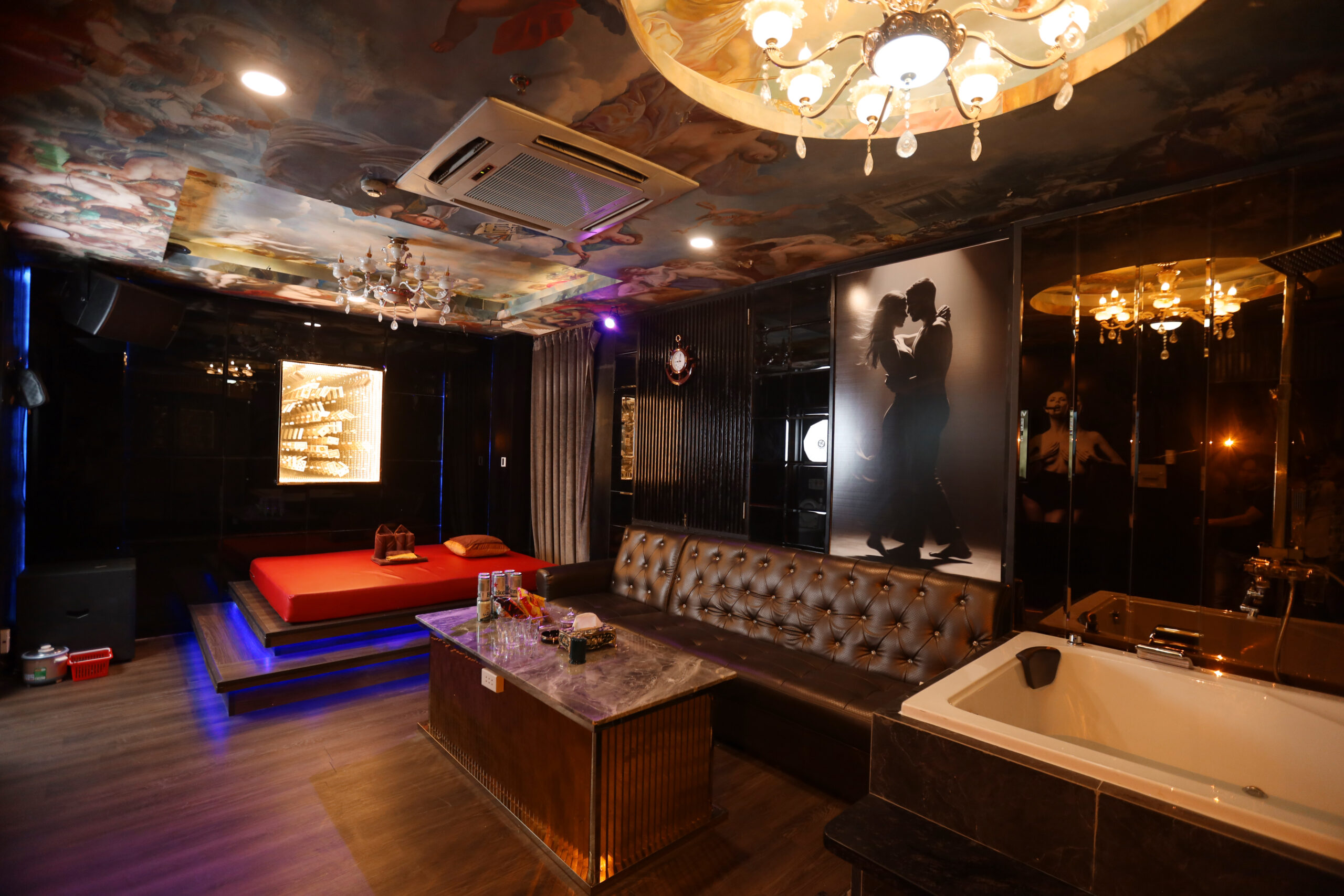 Không gian trải nghiệm Đẳng Cấp tại massage Dubai 135